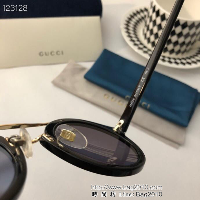 GUCCI古馳 官網代購 GG0066 今年最流行的小蜜蜂鏡腿 太陽鏡  lly1417